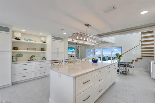 27 Beach Homes, Captiva, FL 33924