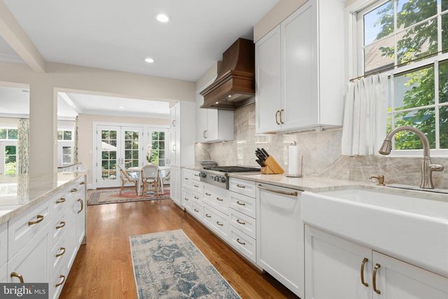 4310 CATHEDRAL AVE NW, Washington, DC 20016