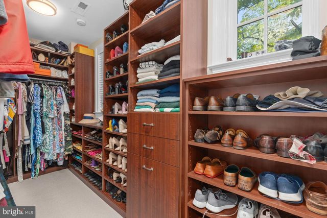 4310 CATHEDRAL AVE NW, Washington, DC 20016