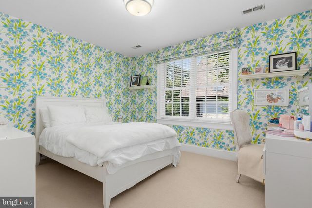4310 CATHEDRAL AVE NW, Washington, DC 20016