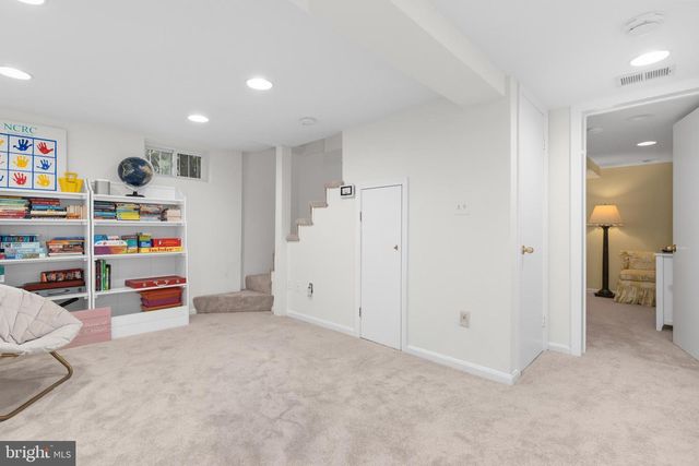 4310 CATHEDRAL AVE NW, Washington, DC 20016