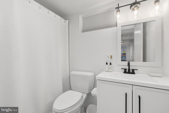 4310 CATHEDRAL AVE NW, Washington, DC 20016