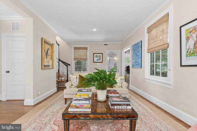 4310 CATHEDRAL AVE NW, Washington, DC 20016