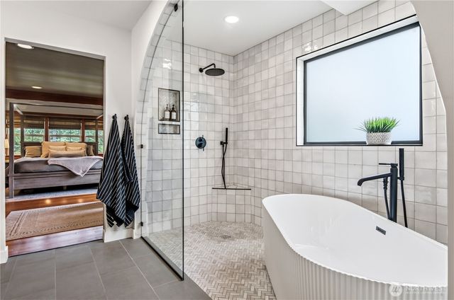 7320 69th Avenue SE, Snohomish, WA 98290