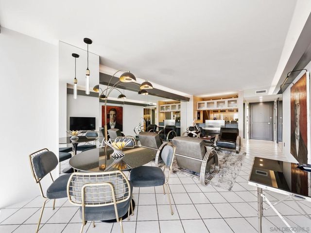 1770 Avenida Del Mundo 1401, Coronado, CA 92118