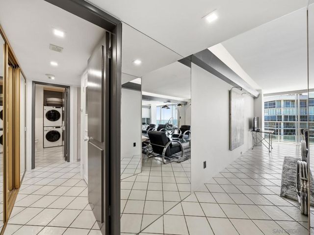 1770 Avenida Del Mundo 1401, Coronado, CA 92118