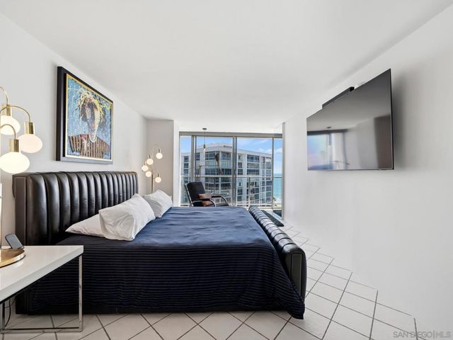 1770 Avenida Del Mundo 1401, Coronado, CA 92118