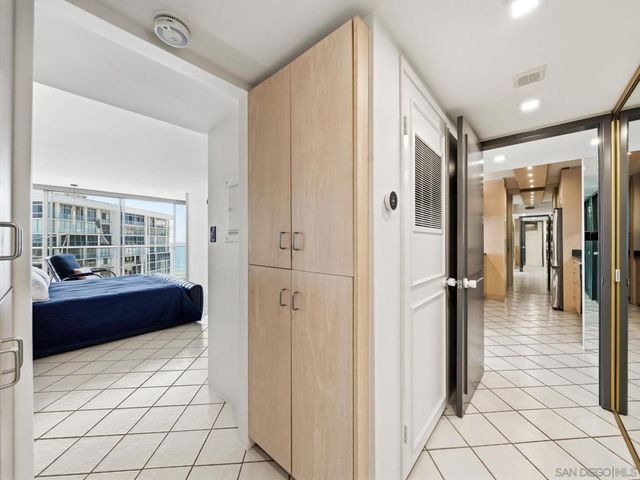 1770 Avenida Del Mundo 1401, Coronado, CA 92118