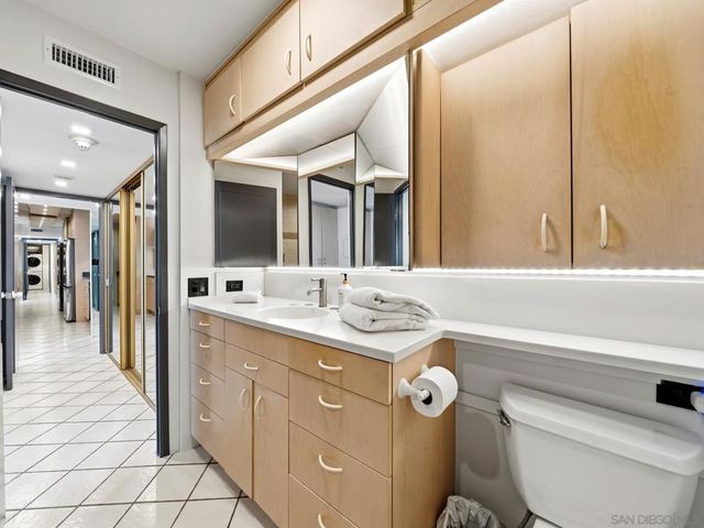 1770 Avenida Del Mundo 1401, Coronado, CA 92118