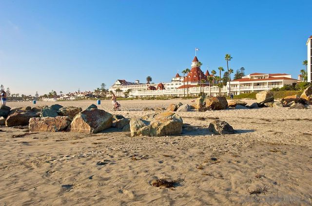 1770 Avenida Del Mundo 1401, Coronado, CA 92118