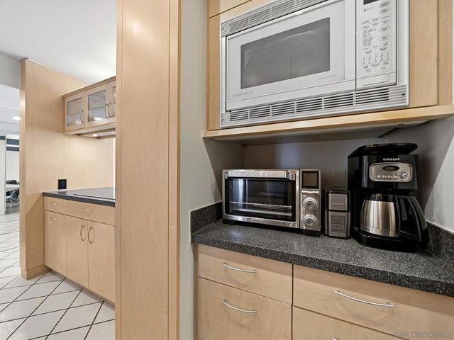 1770 Avenida Del Mundo 1401, Coronado, CA 92118