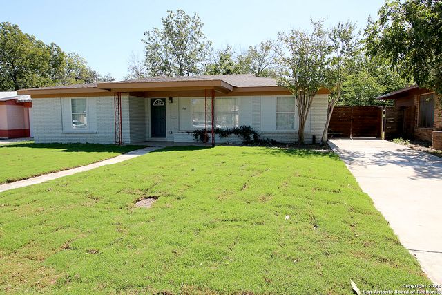 64 Vaughan Pl, San Antonio, TX 78201
