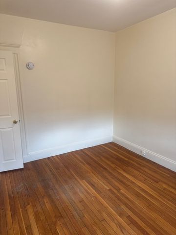 330 Salem 3, Malden, MA 02148