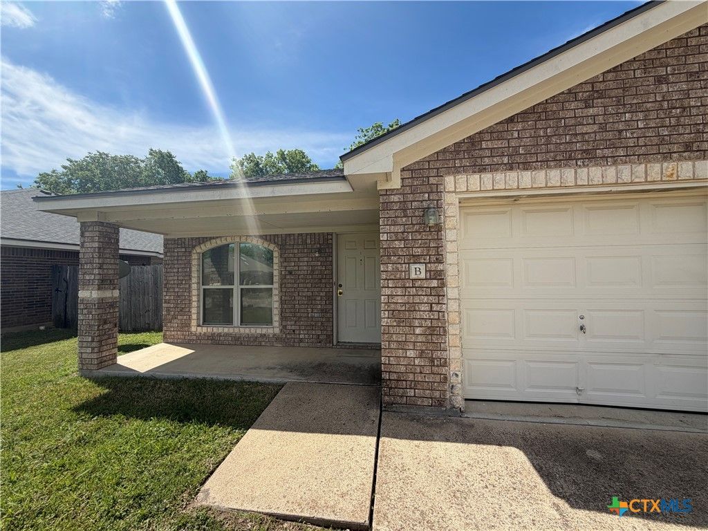 220 Dale Earnhardt Drive B, Harker Heights, TX 76548
