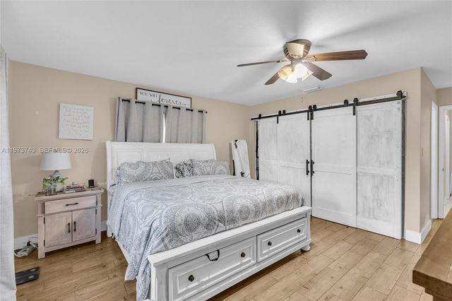 9417 NW 72nd St, Tamarac, FL 33321