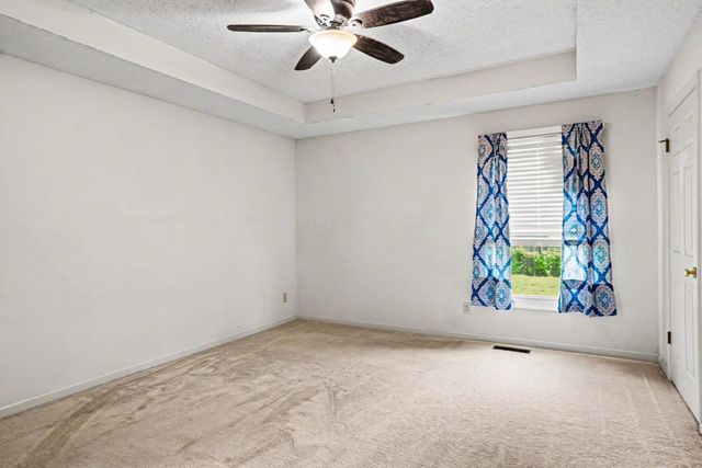 1315 Wennona Dr, Clarksville, TN 37042