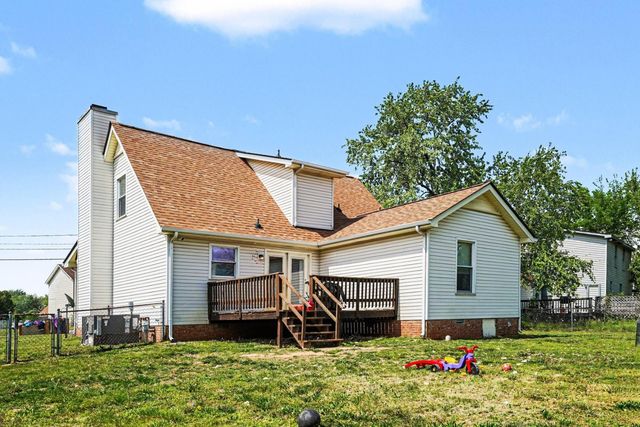 1315 Wennona Dr, Clarksville, TN 37042