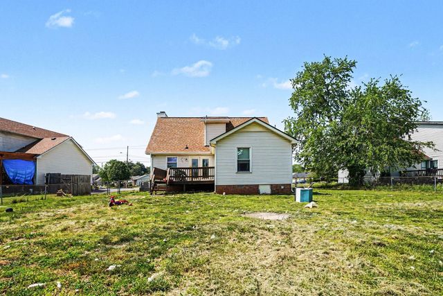 1315 Wennona Dr, Clarksville, TN 37042