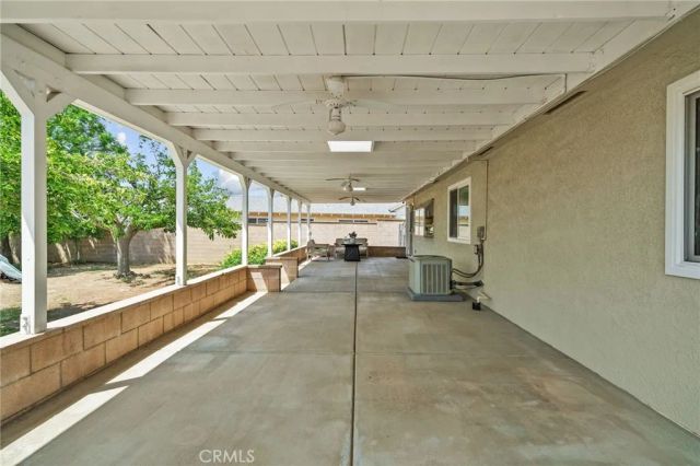1063 Elm Avenue, Beaumont, CA 92223