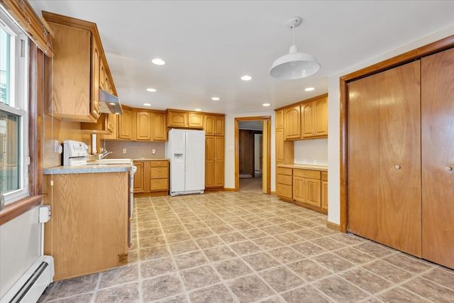 1845 Main St, Brockton, MA 02301