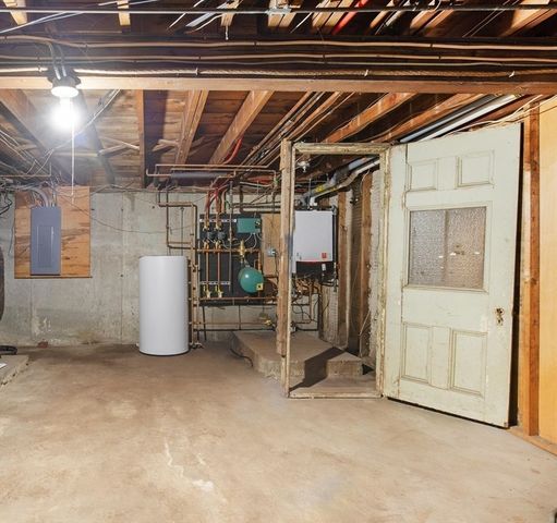 1845 Main St, Brockton, MA 02301