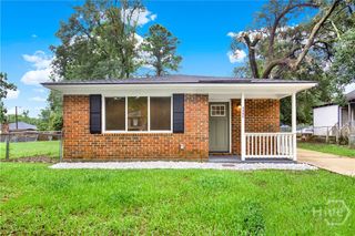 2205 Iowa, Savannah, GA 31404
