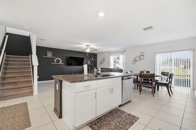 6469 BAR S BAR TRAIL, Zephyrhills, FL 33541