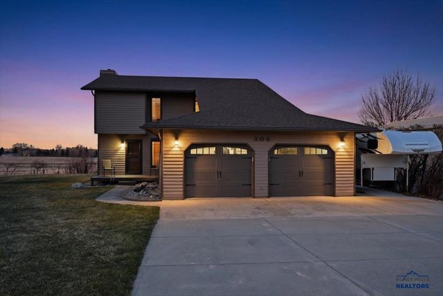 304 WILLOW DR, Spearfish, SD 57783
