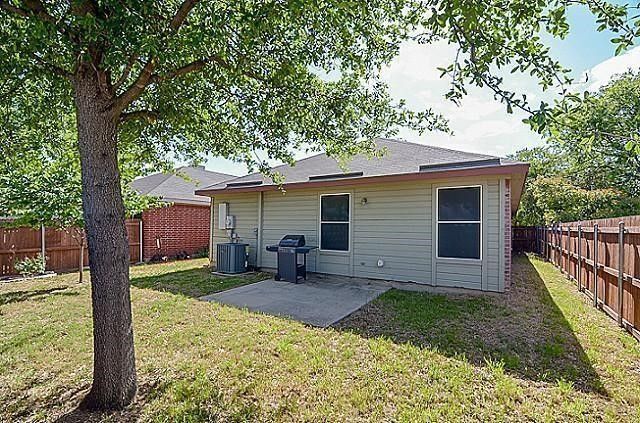 3112 Fairfield Drive, Grand Prairie, TX 75052