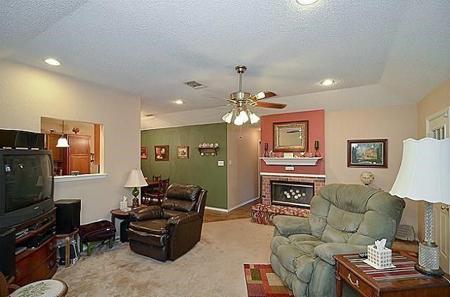 3112 Fairfield Drive, Grand Prairie, TX 75052