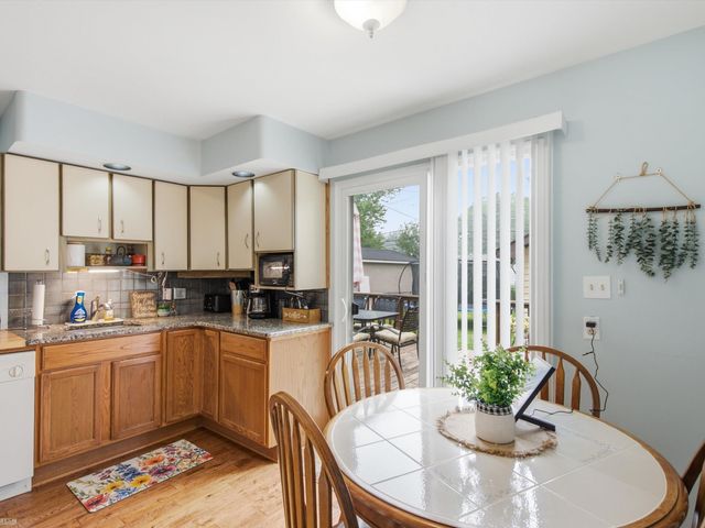 23801 Beverly Street, St Clair Shores, MI 48082