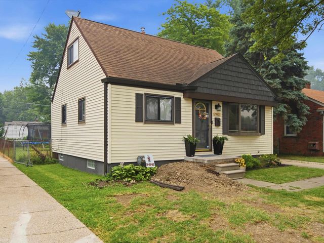 23801 Beverly Street, St Clair Shores, MI 48082