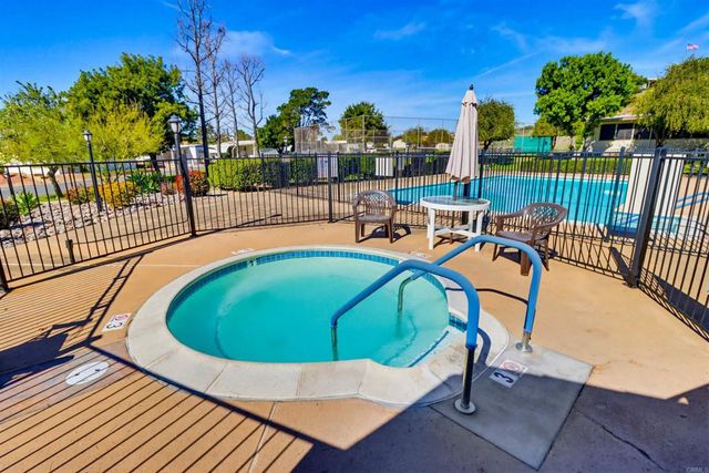 15420 Olde Highway 80 SPC 56, El Cajon, CA 92021