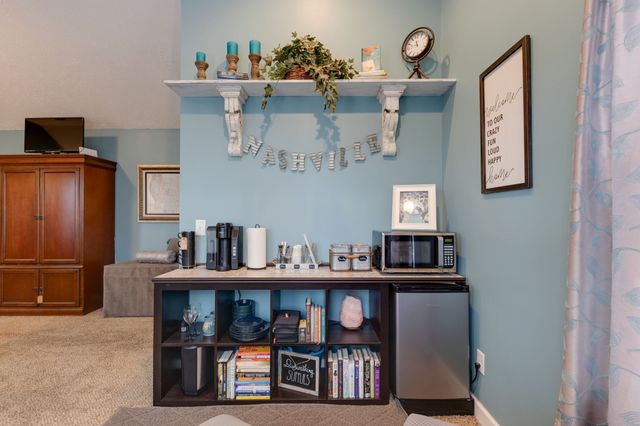 1212 Sundown Ct, Antioch, TN 37013