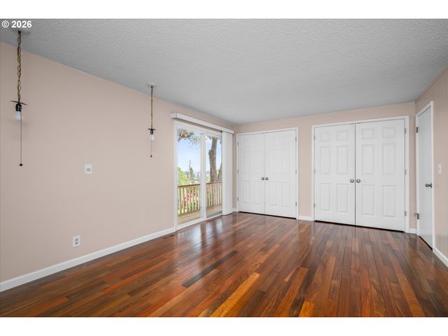2012 GREINER St, Eugene, OR 97405