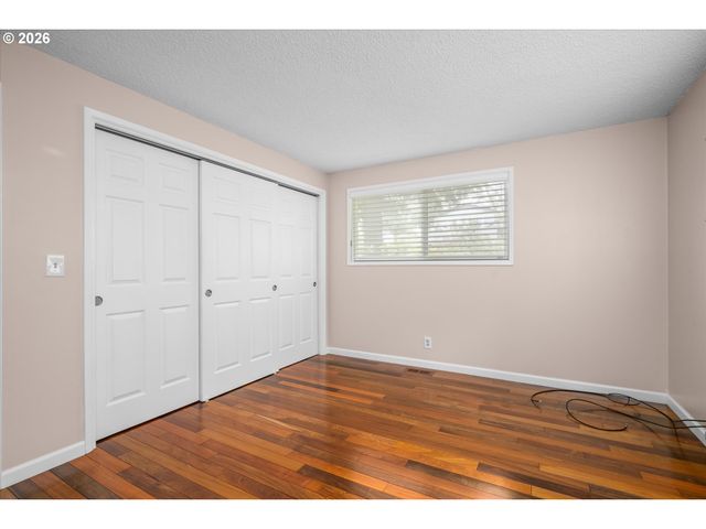 2012 GREINER St, Eugene, OR 97405