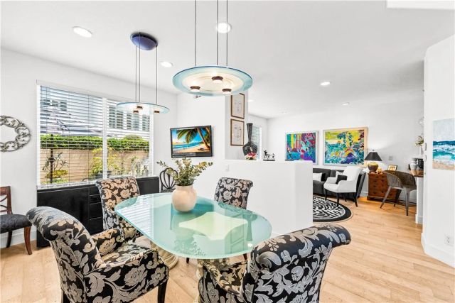 7651 Park Field Circle, Huntington Beach, CA 92648