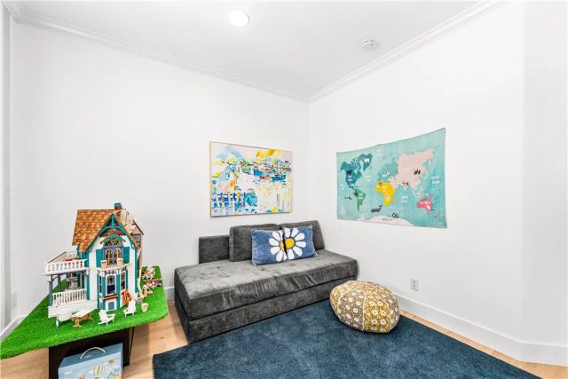 7651 Park Field Circle, Huntington Beach, CA 92648
