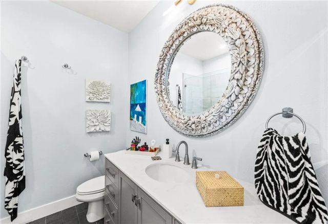 7651 Park Field Circle, Huntington Beach, CA 92648