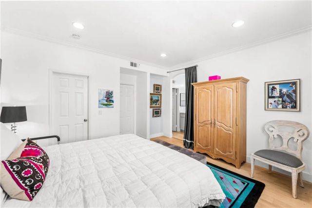 7651 Park Field Circle, Huntington Beach, CA 92648