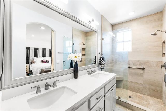 7651 Park Field Circle, Huntington Beach, CA 92648