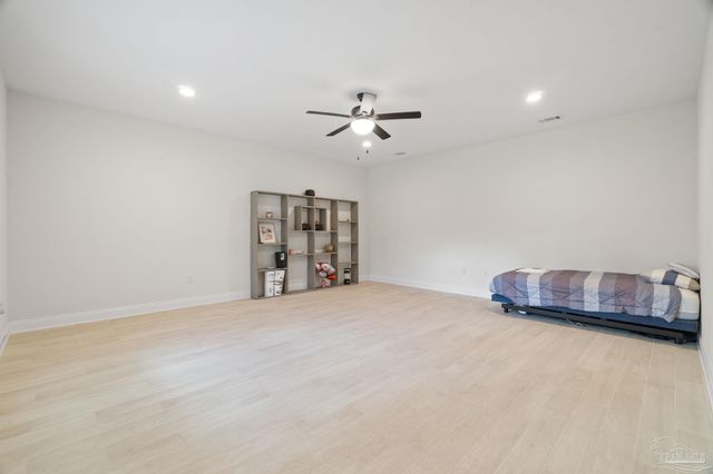 6355 E Bay Blvd, Gulf Breeze, FL 32563