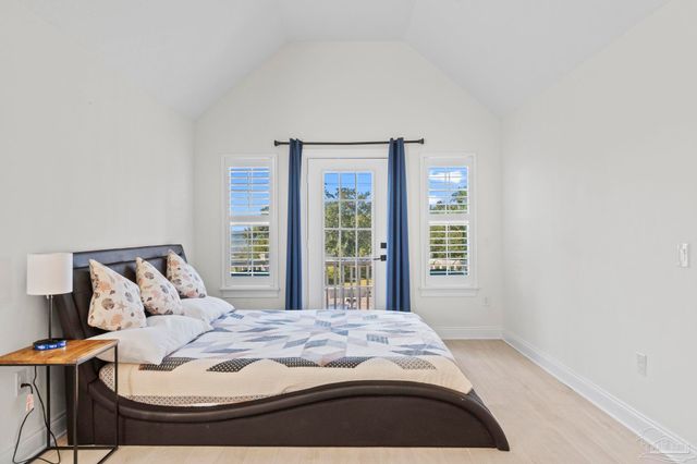 6355 E Bay Blvd, Gulf Breeze, FL 32563