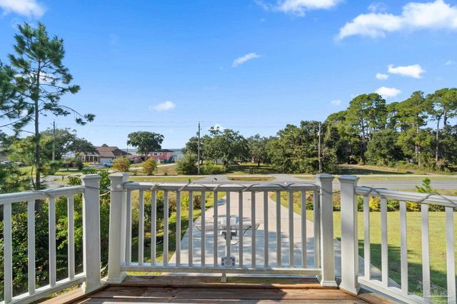 6355 E Bay Blvd, Gulf Breeze, FL 32563