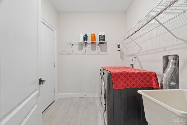 6355 E Bay Blvd, Gulf Breeze, FL 32563