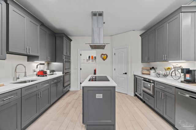 6355 E Bay Blvd, Gulf Breeze, FL 32563