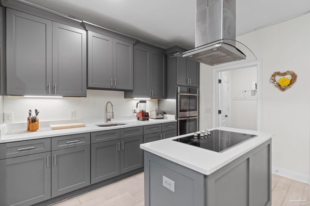 6355 E Bay Blvd, Gulf Breeze, FL 32563