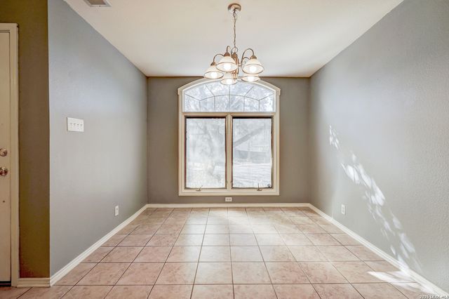 6003 woodway, San Antonio, TX 78249