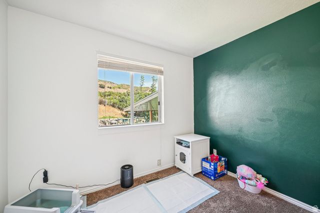 897 S CHEROKEE DR, Pleasant Grove, UT 84062