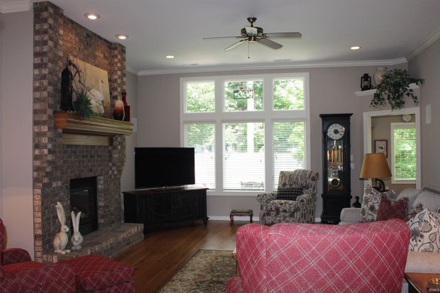 3233 Treebark Lane, Fort Wayne, IN 46804